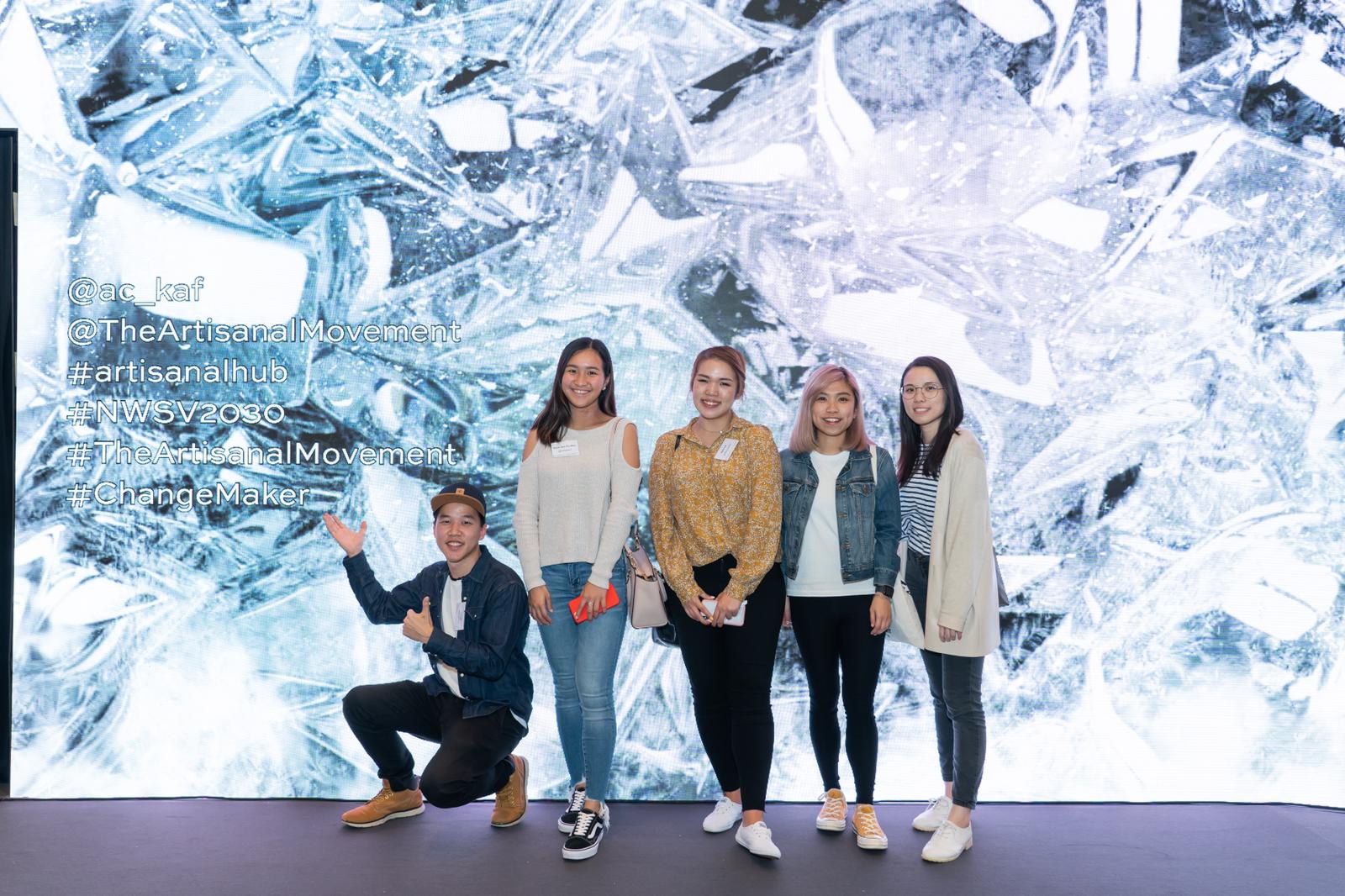 51a13b8e-d1e6-40bb-b5d1-8f4de4008c3a